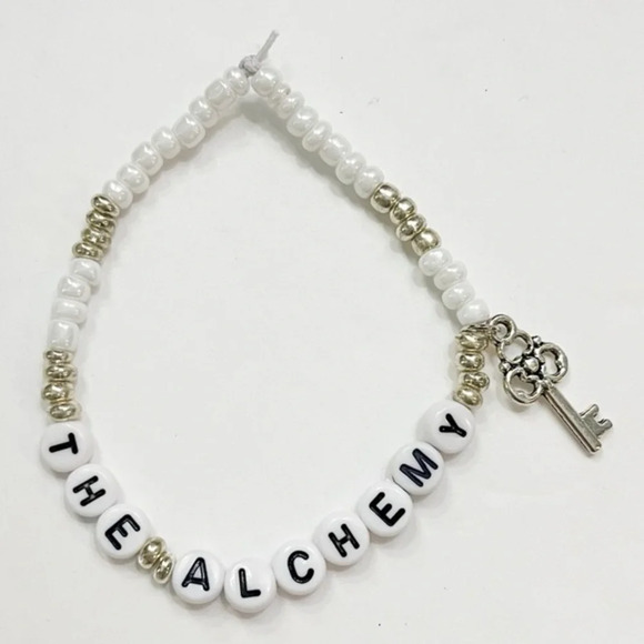 Taylor Swift Eras Tour Friendship Bracelet TTPD The Alchemy w/ Charm - Picture 1 of 1
